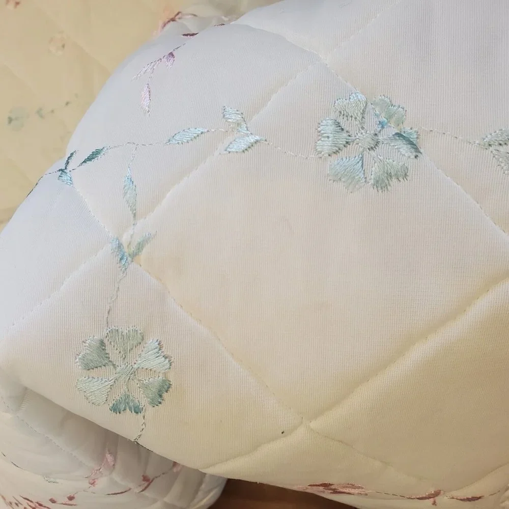 Vintage White Quilted Floral Embroidered Baby Comforter Blanket Satin Trim 48x35